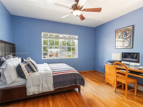 3001 S Miami Avenue Miami FL 33129