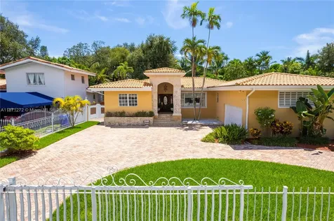 3001 S Miami Avenue Miami FL 33129