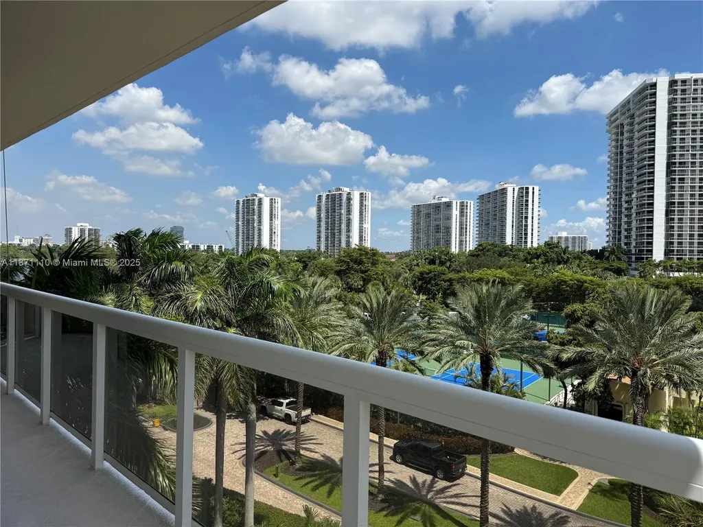 20185 E Country Club Drive Aventura FL 33180