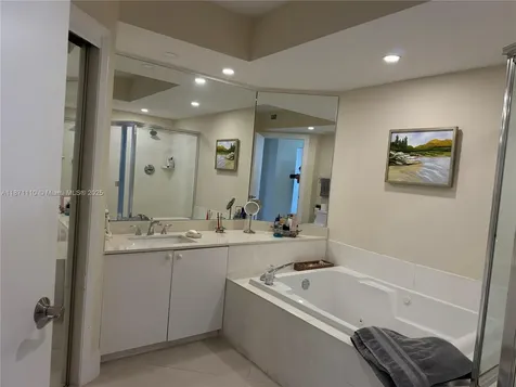 20185 E Country Club Drive Aventura FL 33180