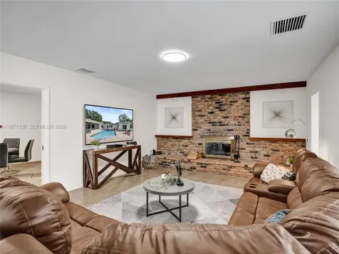 11300 Shady Lane Plantation FL 33325