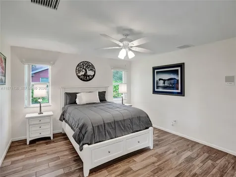 11300 Shady Lane Plantation FL 33325