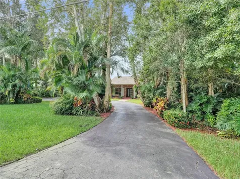 11300 Shady Lane Plantation FL 33325