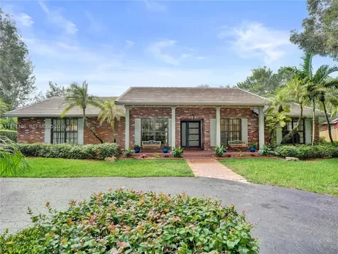 11300 Shady Lane Plantation FL 33325