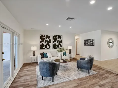 11300 Shady Lane Plantation FL 33325