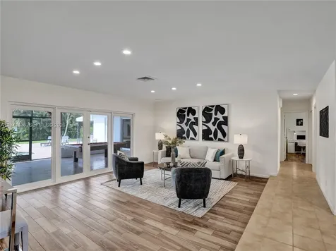 11300 Shady Lane Plantation FL 33325