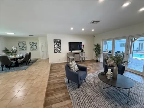 11300 Shady Lane Plantation FL 33325