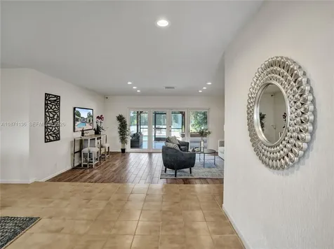 11300 Shady Lane Plantation FL 33325