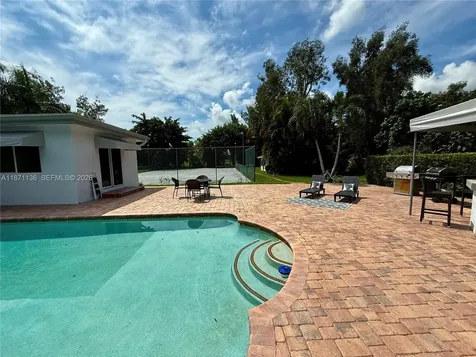 11300 Shady Lane Plantation FL 33325