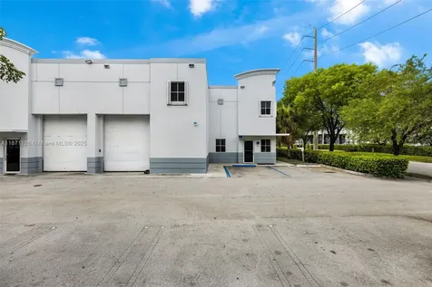 2451 NW 109th Avenue Sweetwater FL 33172