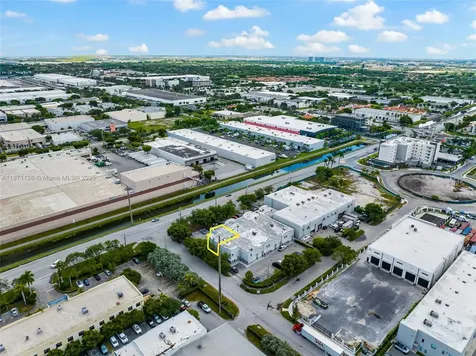 2451 NW 109th Avenue Sweetwater FL 33172