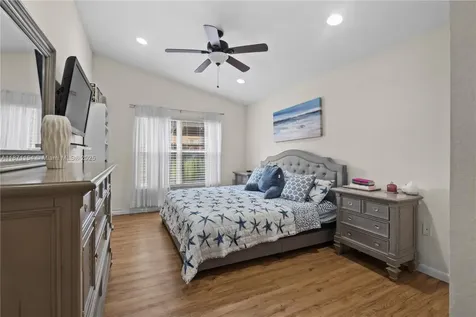 1912 SE 14th Street Homestead FL 33035