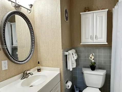 2825 NE 33rd Avenue Fort Lauderdale FL 33308