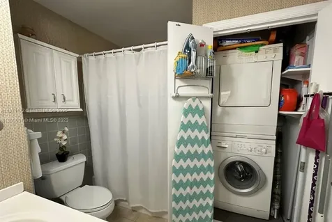 2825 NE 33rd Avenue Fort Lauderdale FL 33308