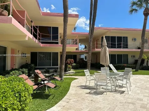 2825 NE 33rd Avenue Fort Lauderdale FL 33308