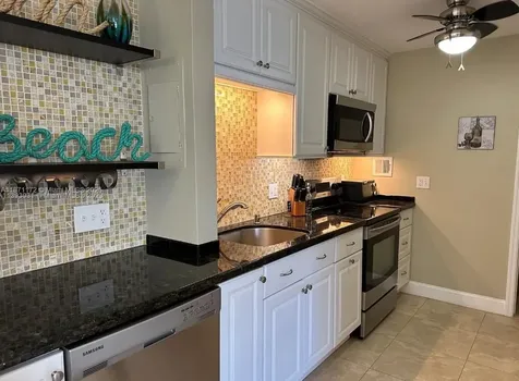 2825 NE 33rd Avenue Fort Lauderdale FL 33308