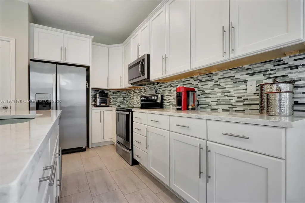 4353 Large Leaf Lane Hollywood FL 33021