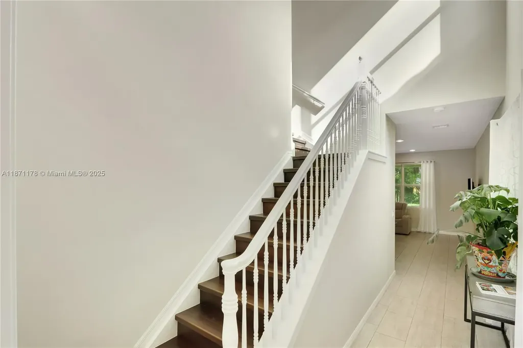 4353 Large Leaf Lane Hollywood FL 33021