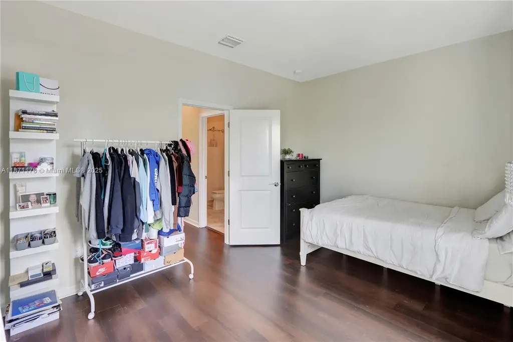 4353 Large Leaf Lane Hollywood FL 33021
