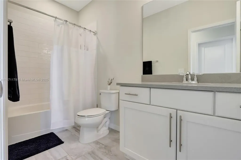 4353 Large Leaf Lane Hollywood FL 33021