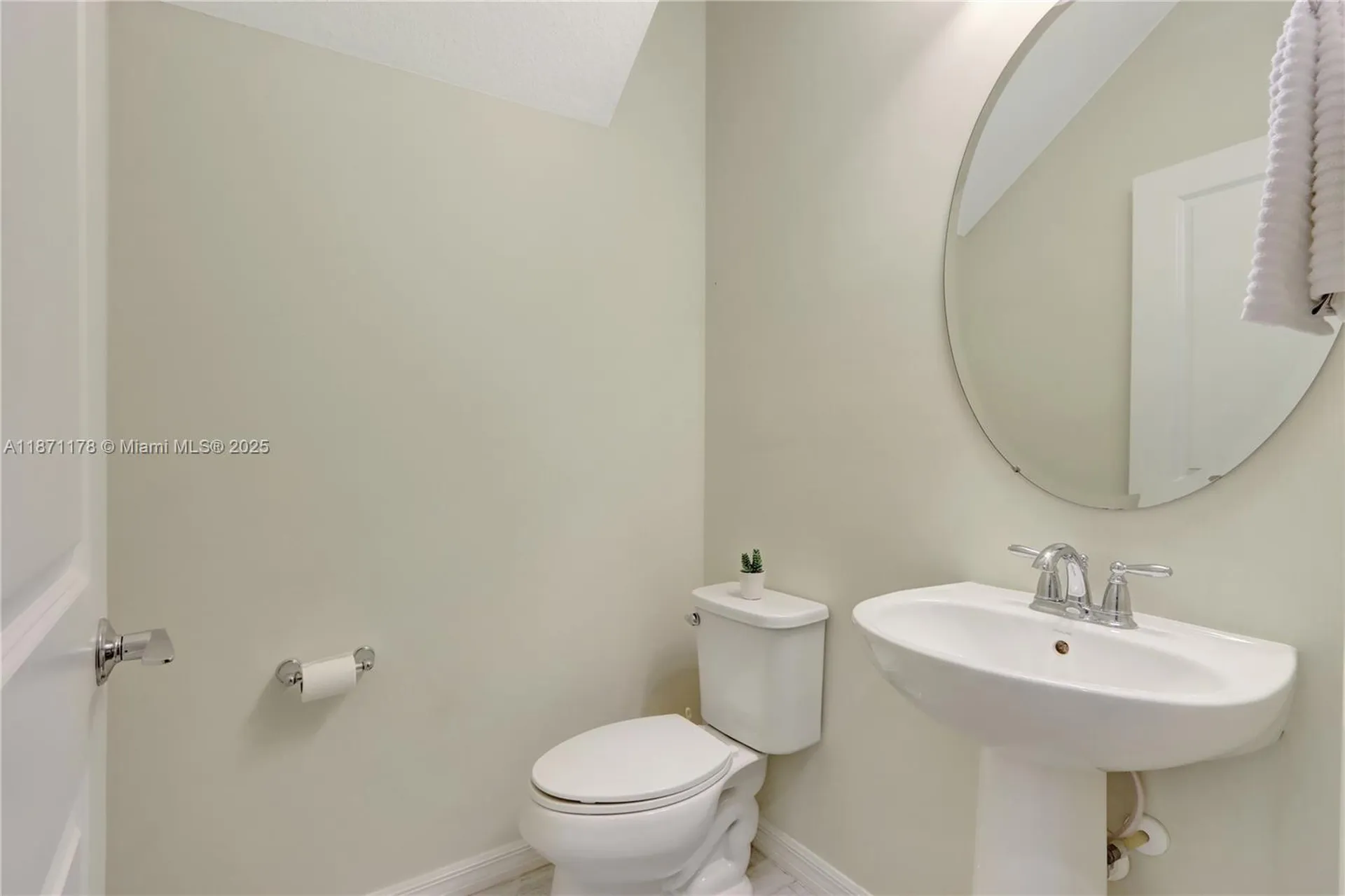 4353 Large Leaf Lane Hollywood FL 33021