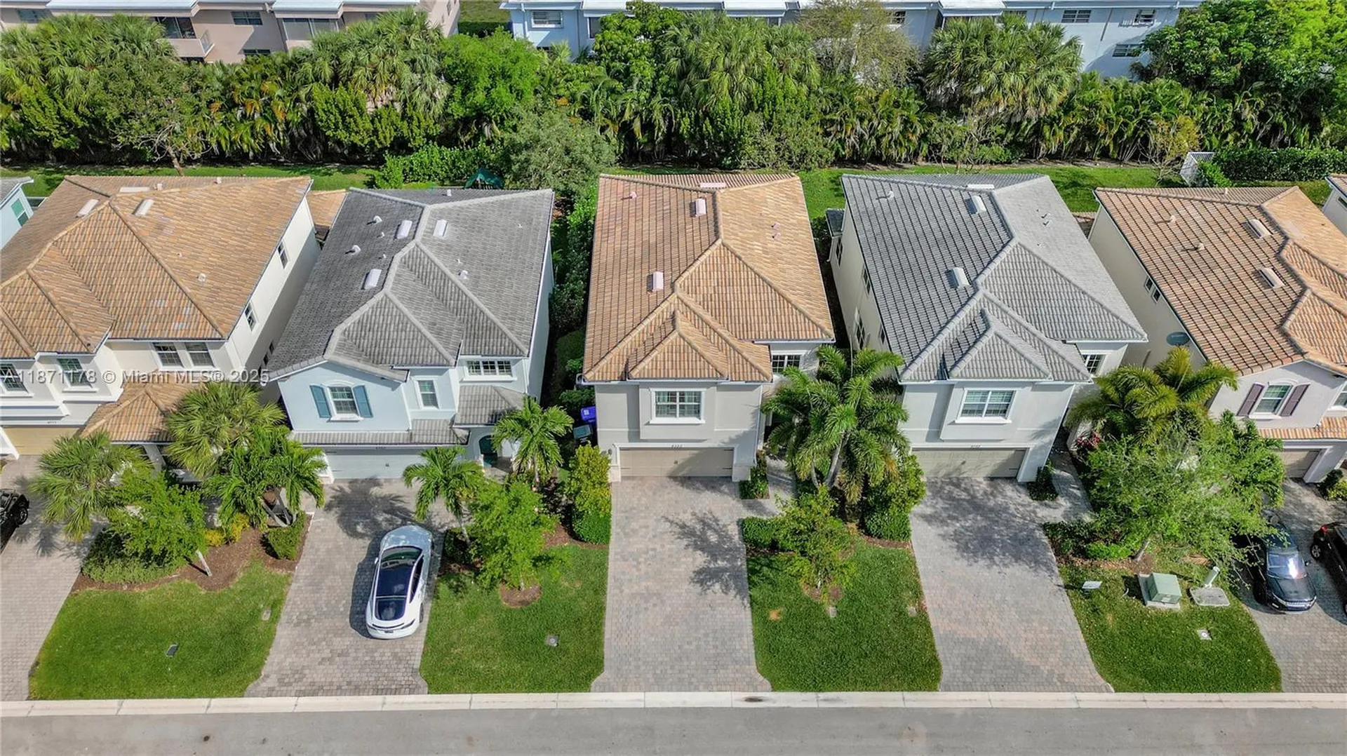 4353 Large Leaf Lane Hollywood FL 33021