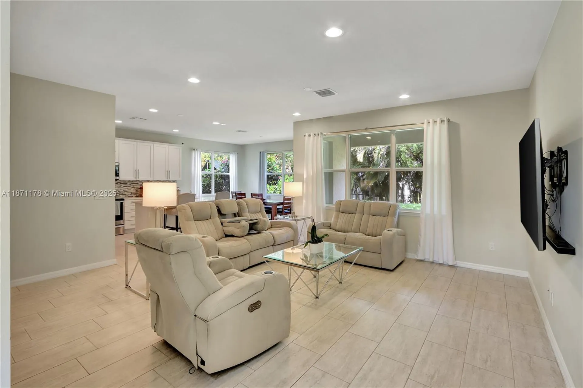 4353 Large Leaf Lane Hollywood FL 33021