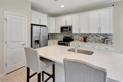 4353 Large Leaf Lane Hollywood FL 33021