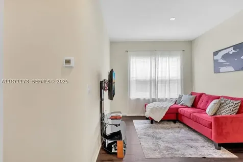 4353 Large Leaf Lane Hollywood FL 33021