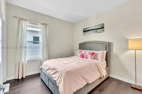 4353 Large Leaf Lane Hollywood FL 33021