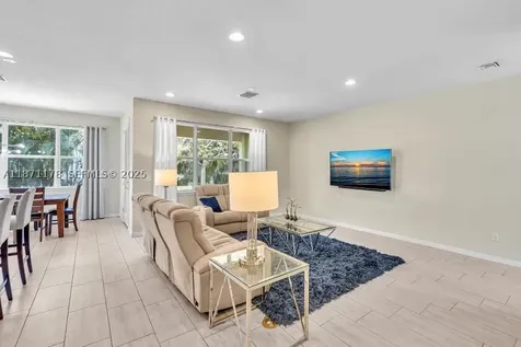 4353 Large Leaf Lane Hollywood FL 33021