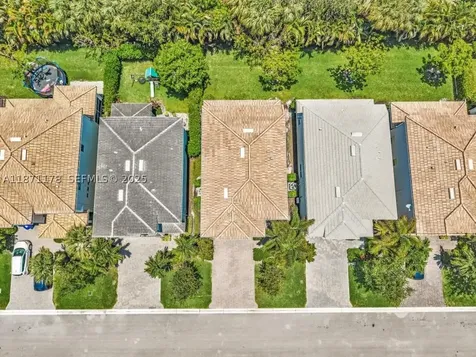 4353 Large Leaf Lane Hollywood FL 33021
