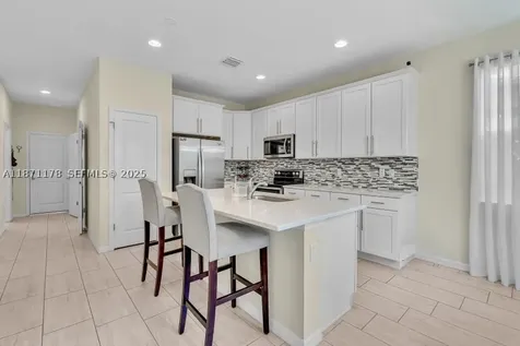 4353 Large Leaf Lane Hollywood FL 33021