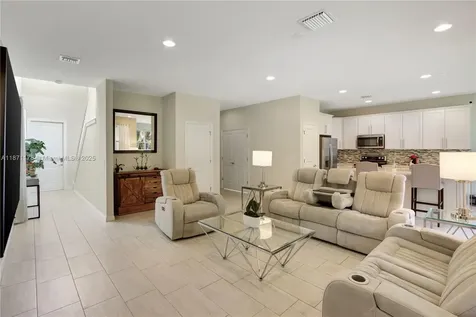 4353 Large Leaf Lane Hollywood FL 33021