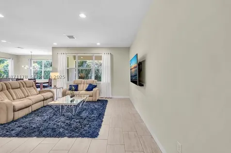 4353 Large Leaf Lane Hollywood FL 33021