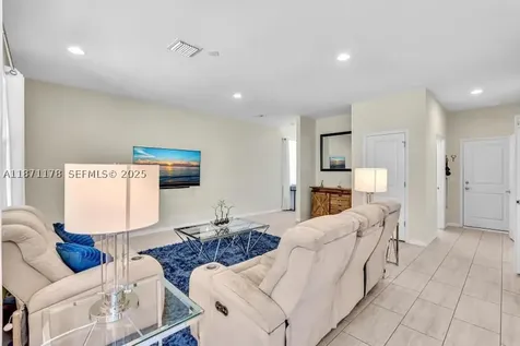 4353 Large Leaf Lane Hollywood FL 33021