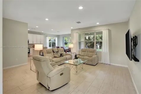 4353 Large Leaf Lane Hollywood FL 33021