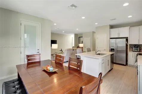 4353 Large Leaf Lane Hollywood FL 33021