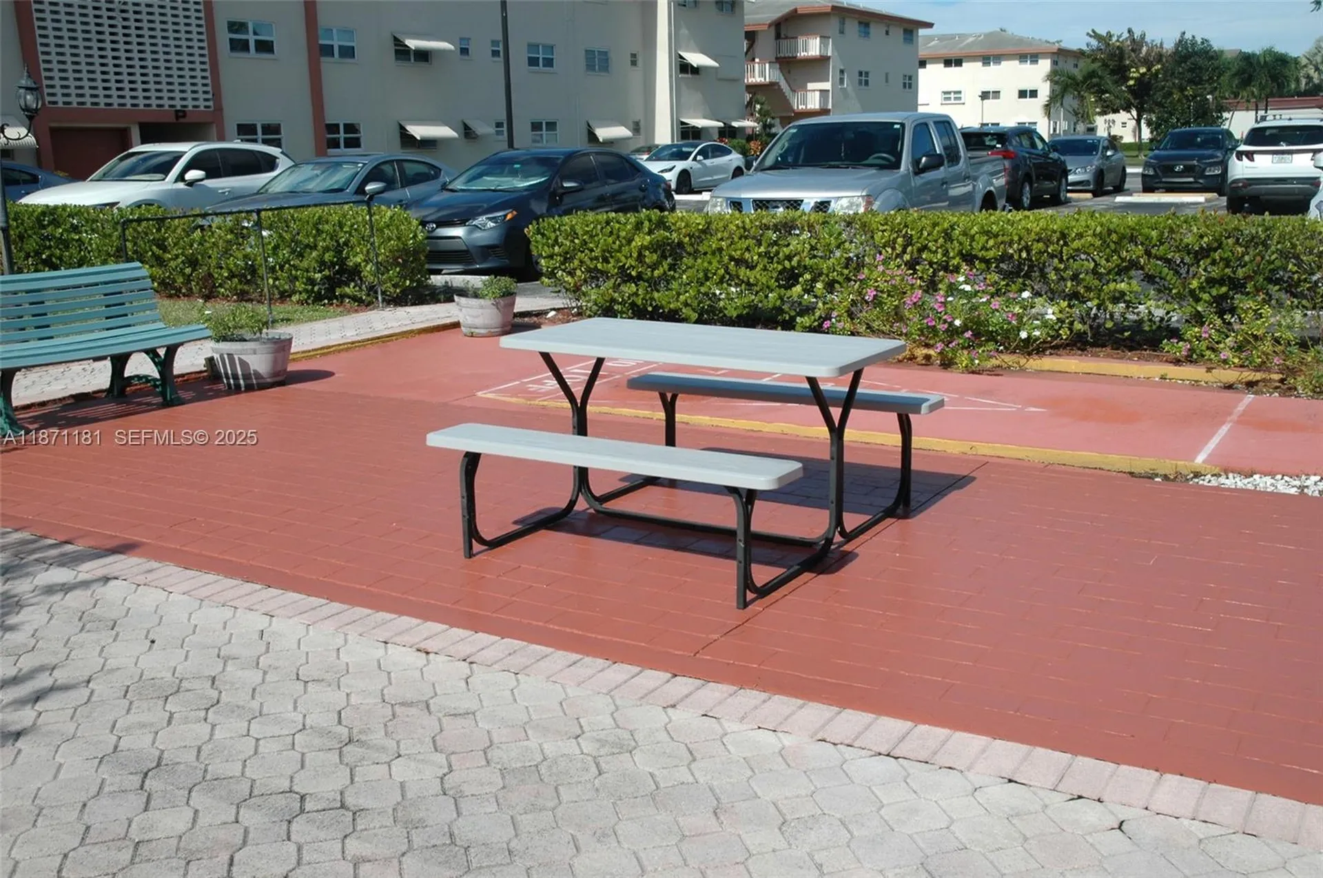 5300 Washington Street Hollywood FL 33021