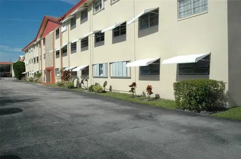 5300 Washington Street Hollywood FL 33021