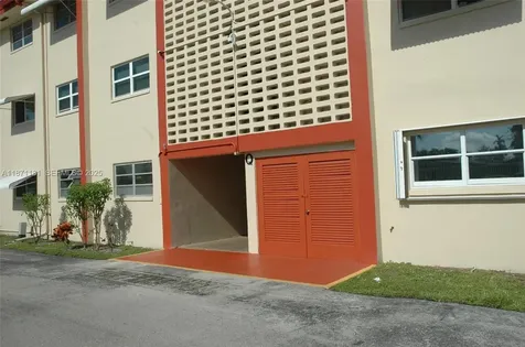 5300 Washington Street Hollywood FL 33021