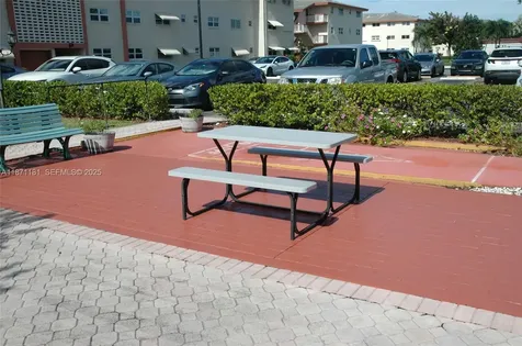 5300 Washington Street Hollywood FL 33021