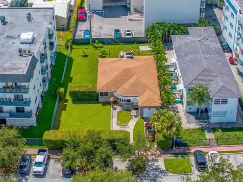 1974 Marseille Drive Miami Beach FL 33141