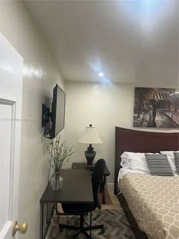 13035 NE 7th Avenue North Miami FL 33161