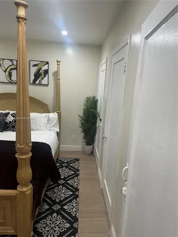 13035 NE 7th Avenue North Miami FL 33161