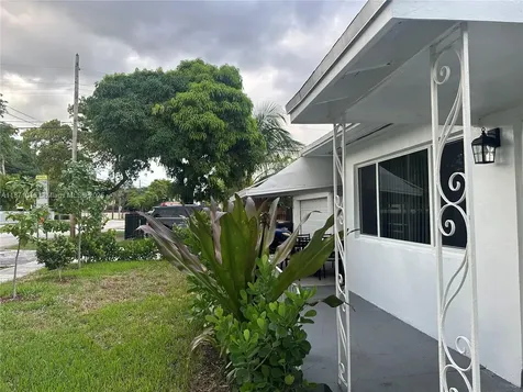 13035 NE 7th Avenue North Miami FL 33161