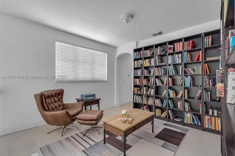 8467 NW 110th Place Doral FL 33178