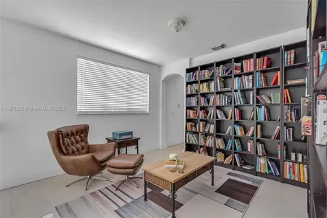 8467 NW 110th Place Doral FL 33178