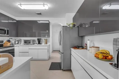 8467 NW 110th Place Doral FL 33178