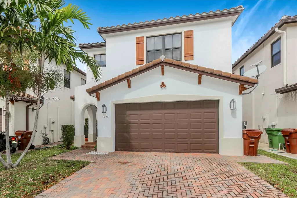 3293 W 98th Place Hialeah FL 33018